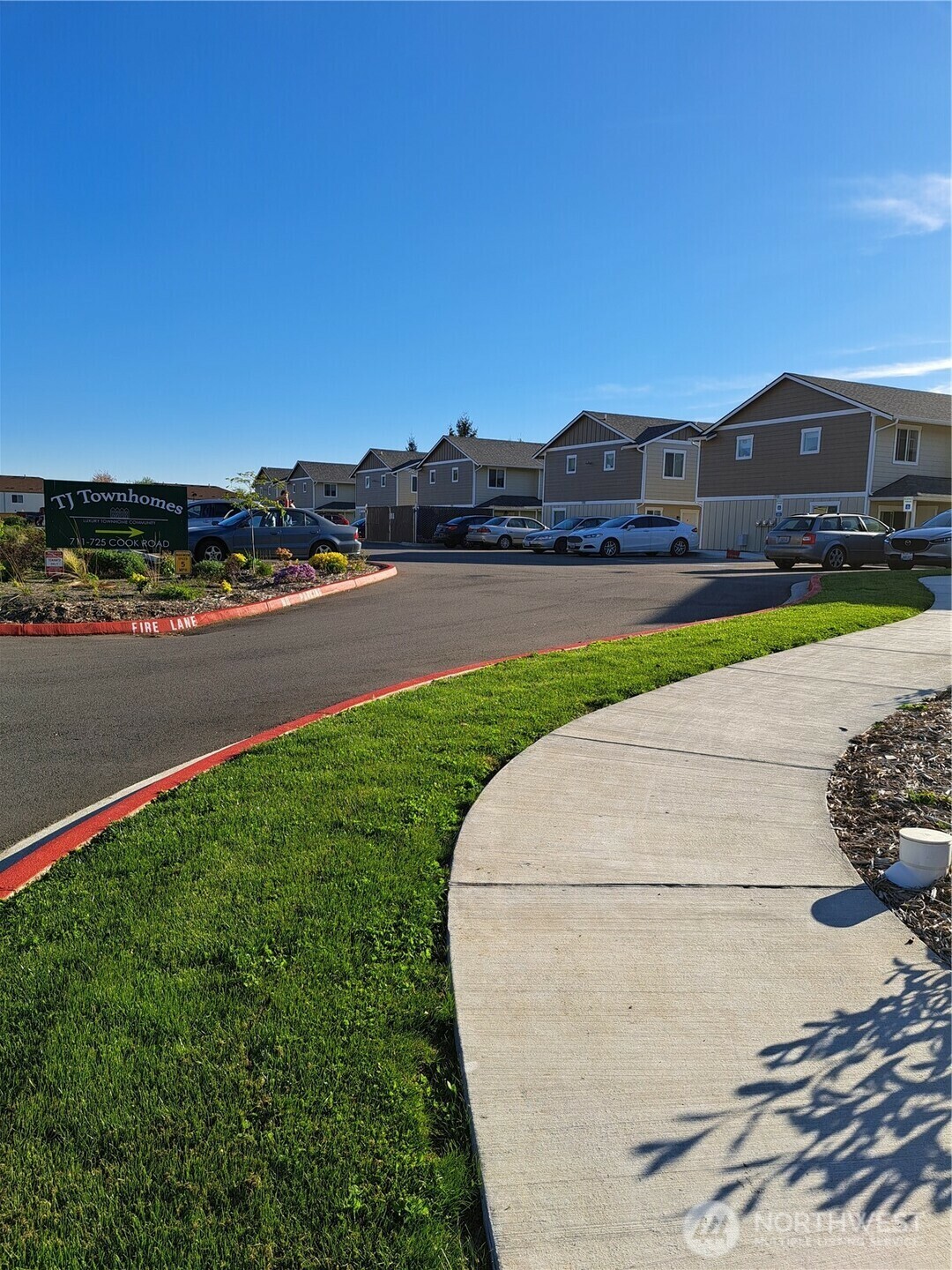 Property Photo: 711 - 727 Cook Road A-D WA 98284