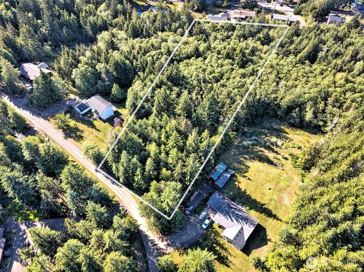 Property Photo:  221 W Little Nahwatzel Drive  WA 98584 