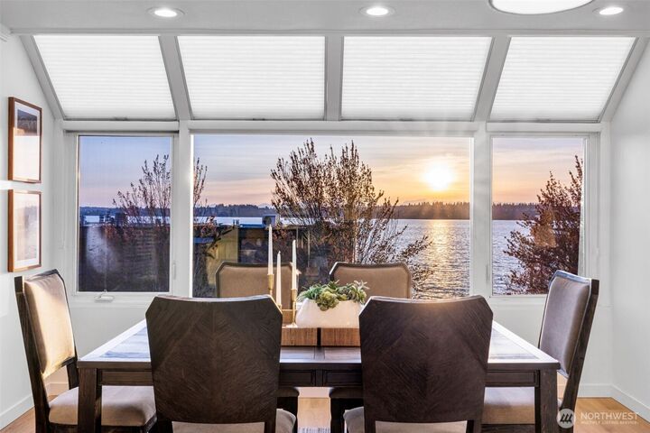 Property Photo: 818 Lake Street S 818 WA 98033
