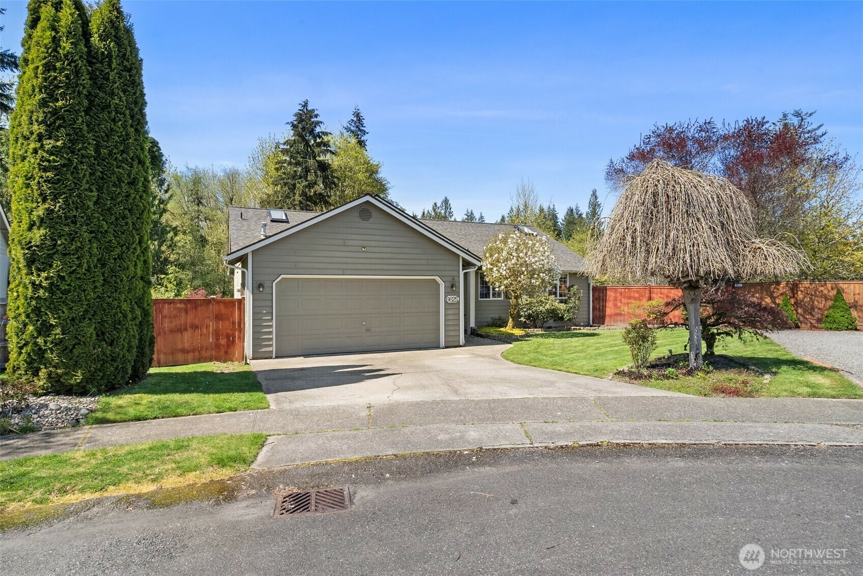 Property Photo: 6625 Silver Ridge Drive SE WA 98501