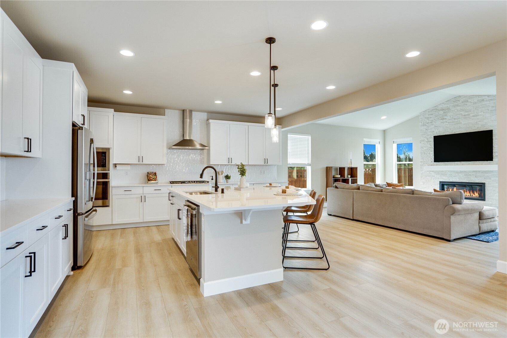 Property Photo: 20716 156th Street E WA 98391