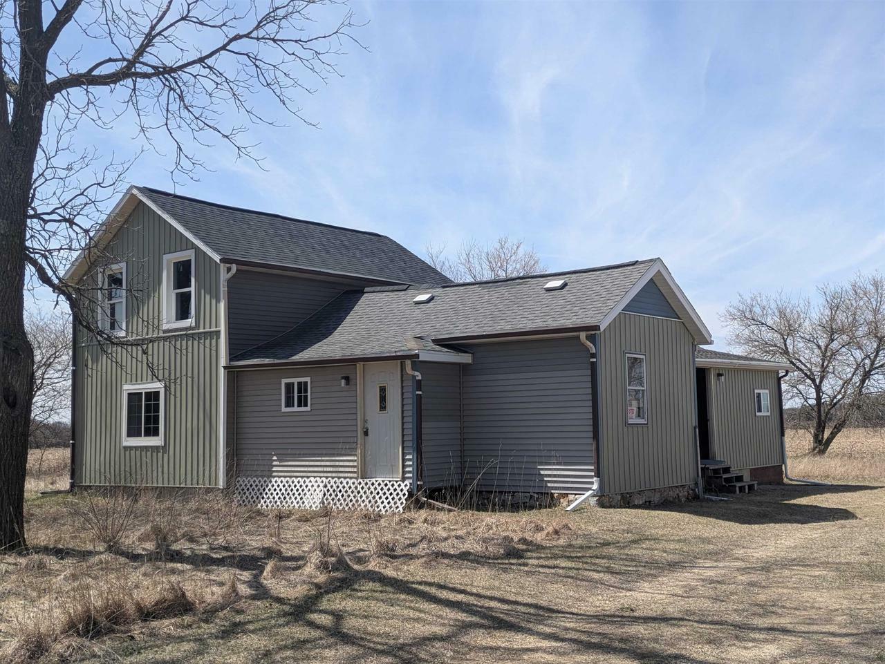 Property Photo: 1935 County Road G WI 54930