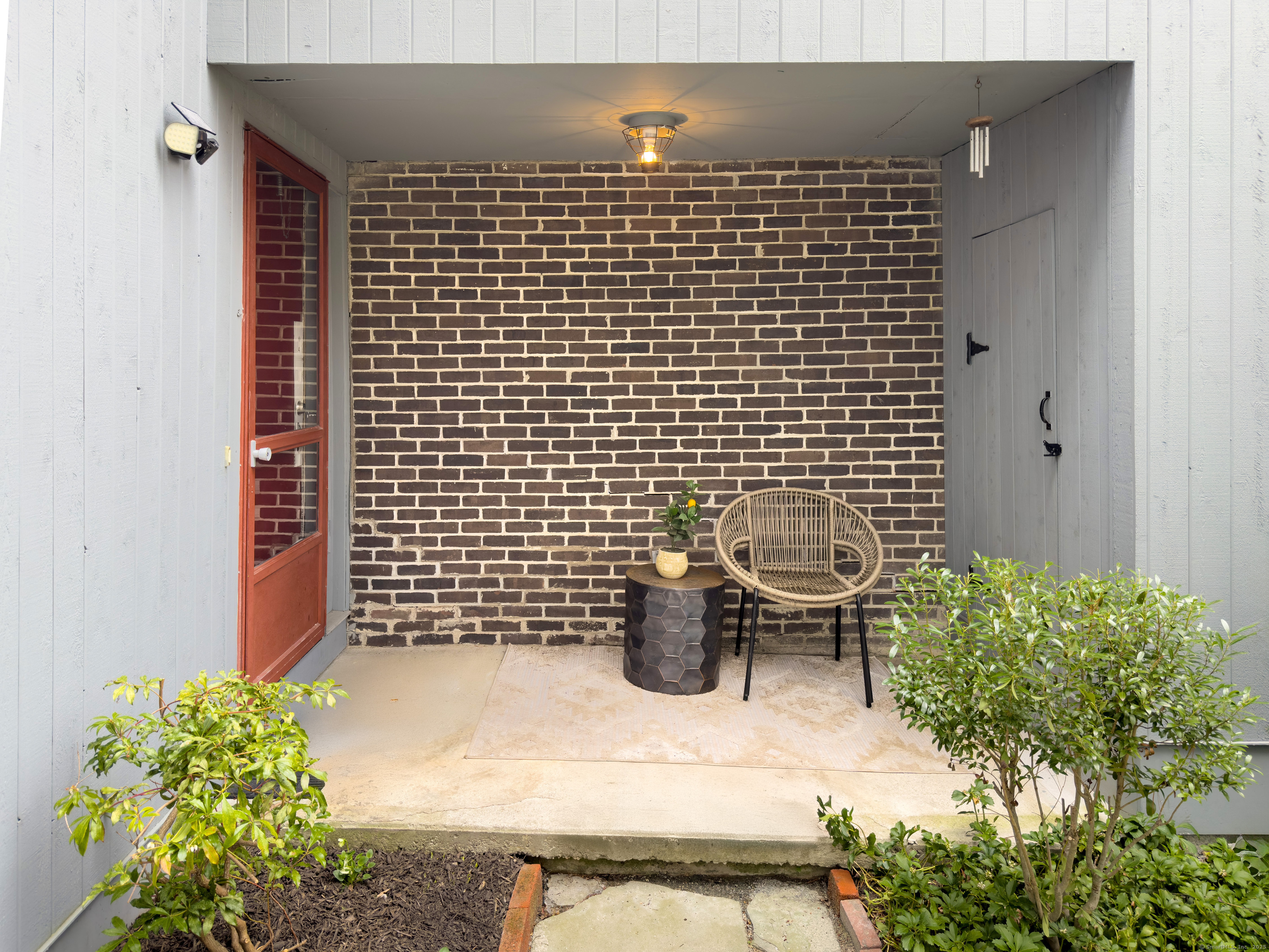 Property Photo: 4 Daisy Lane 4 CT 06877