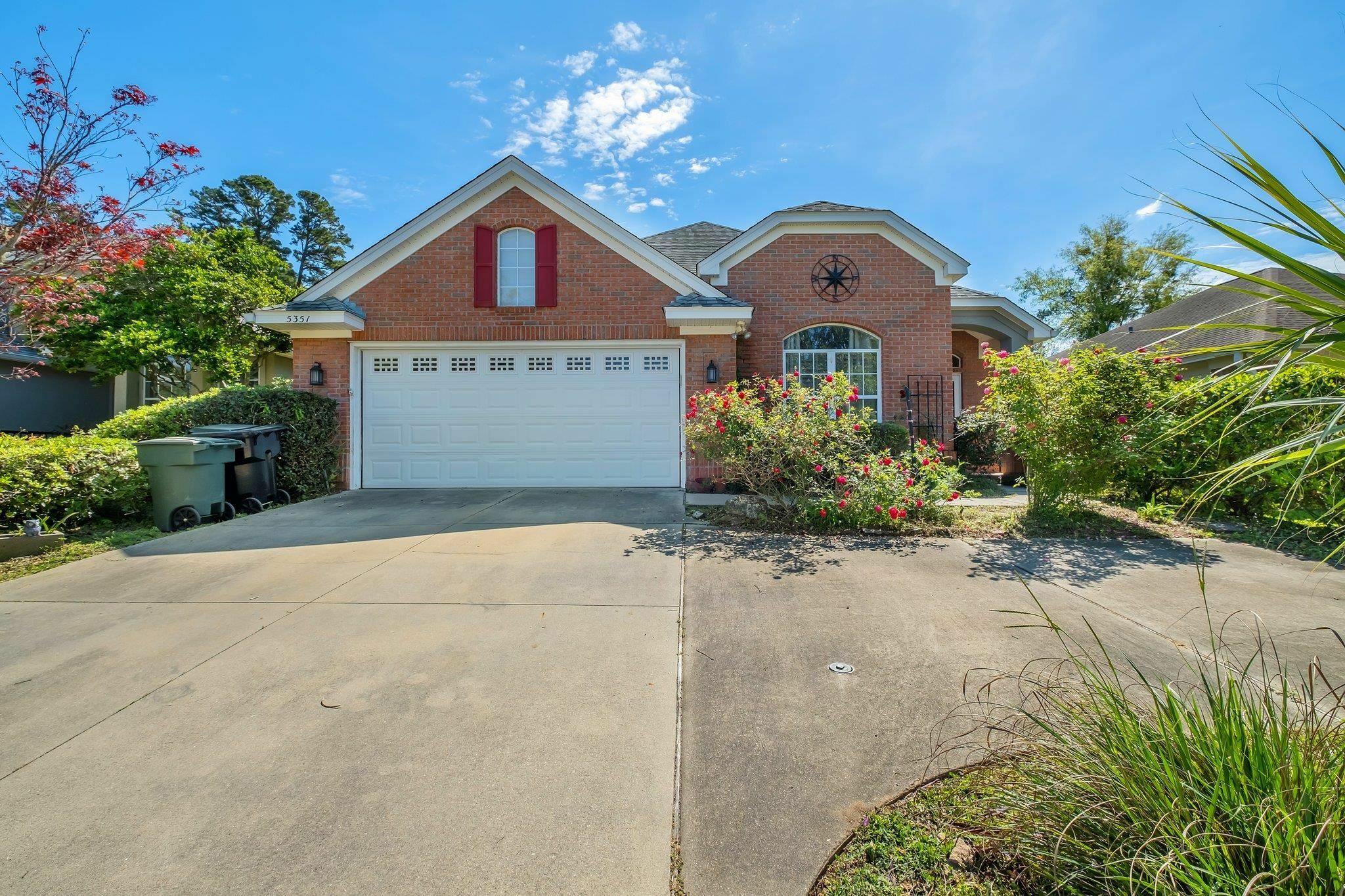Property Photo: 5351 Tewkesbury Trace FL 32309