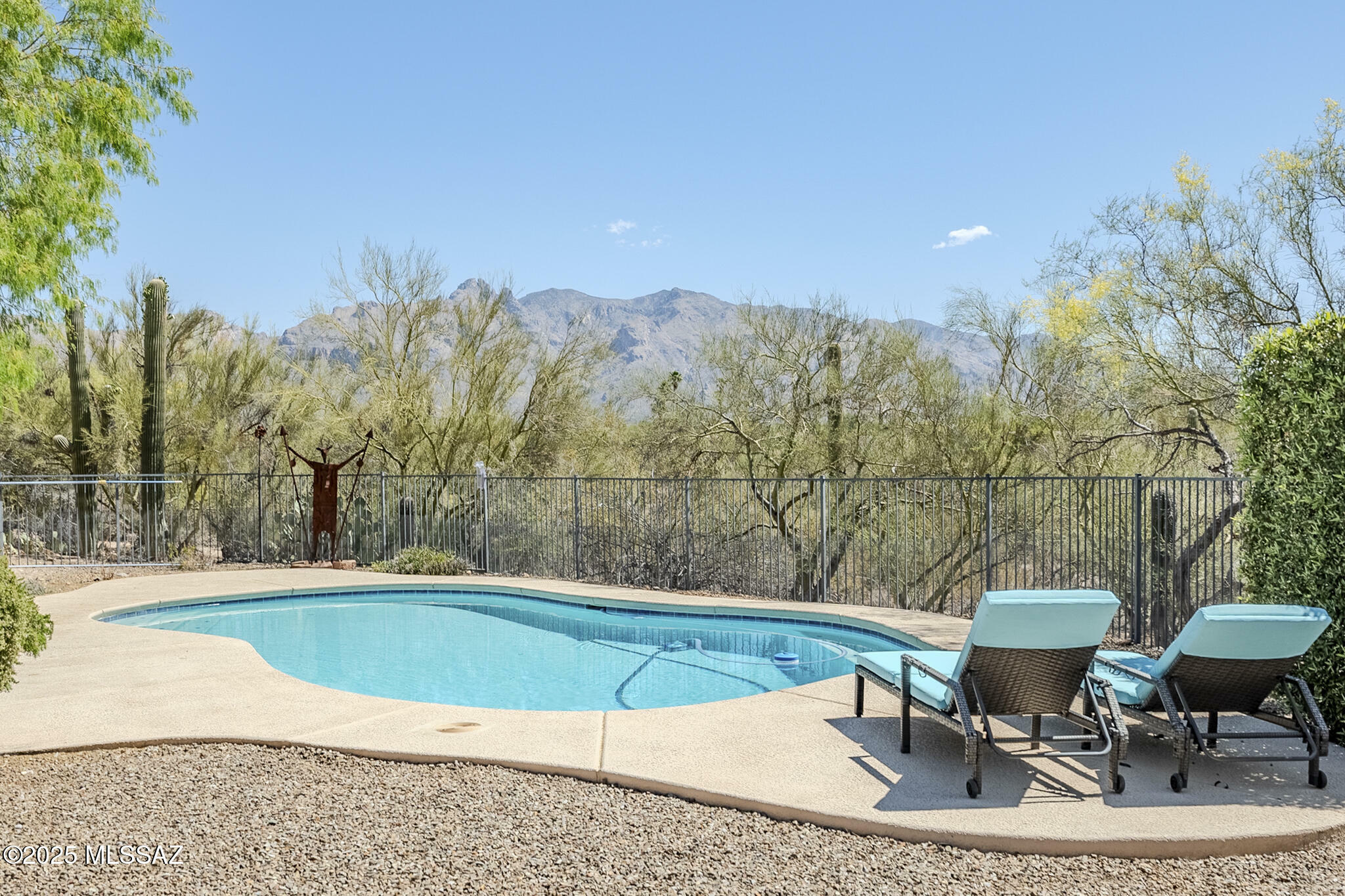 Property Photo: 5140 N Via Condesa AZ 85718