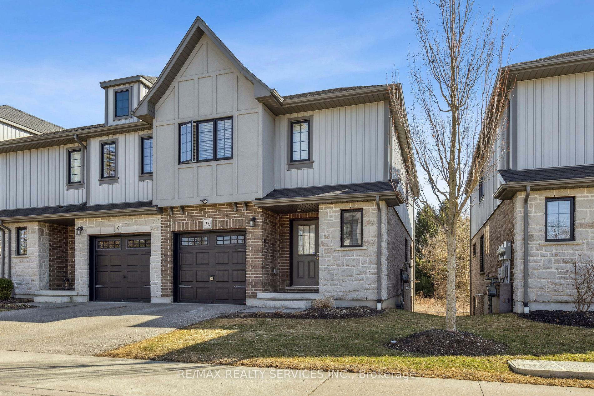 Property Photo: 625 Blackbridge Road 10 ON N0B 1M0