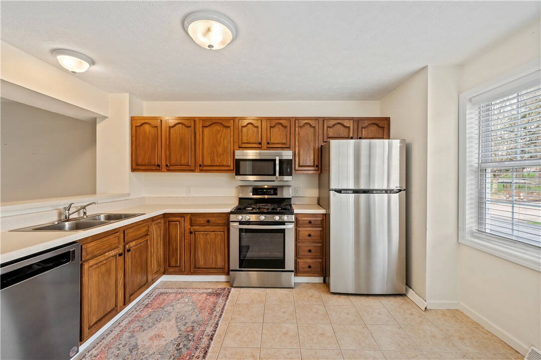 Property Photo: 520 Moore Ave PA 15317