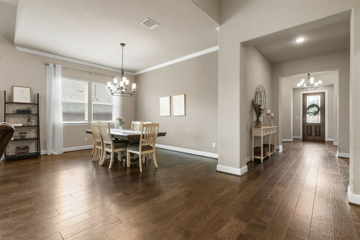 Property Photo: 520 Peakside Circle TX 78620