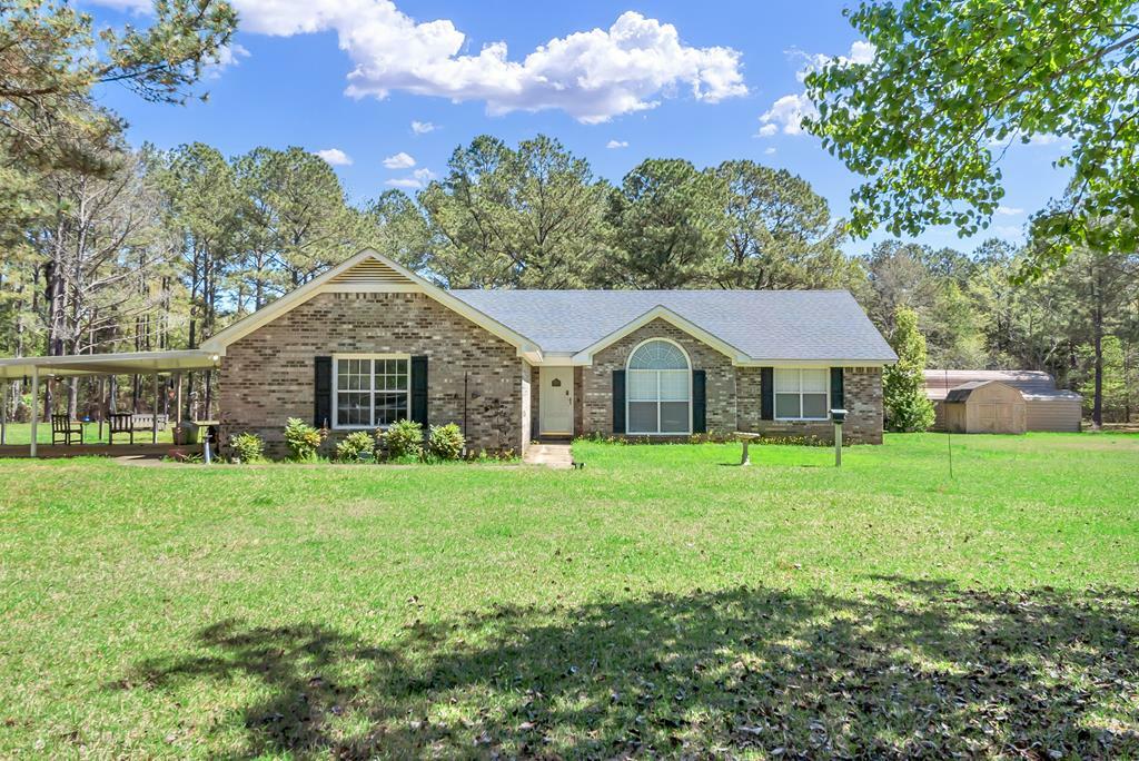 Property Photo: 4560 Graves Hwy GA 39842