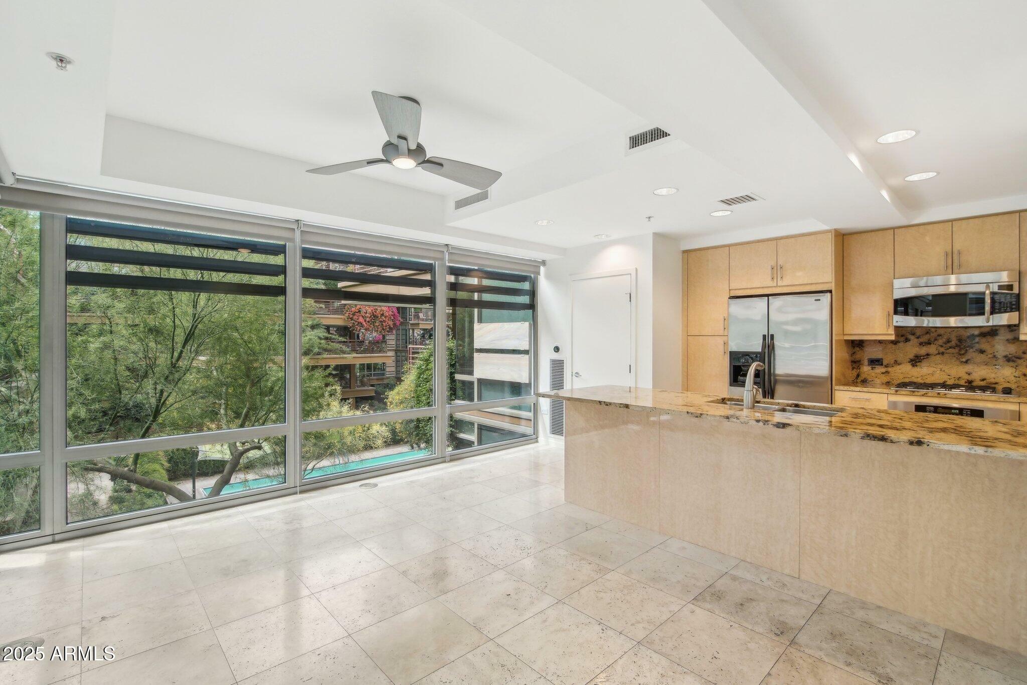 Property Photo: 7131 E Rancho Vista Drive 3001 AZ 85251