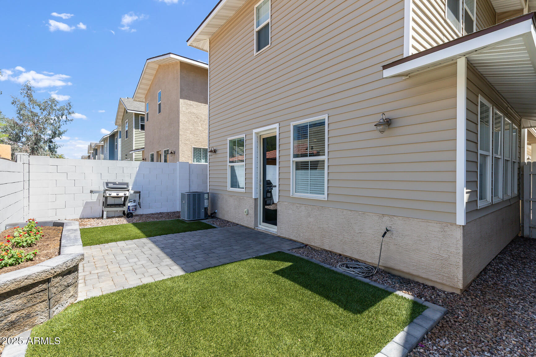 Property Photo:  3218 W Glendale Avenue 8  AZ 85051 