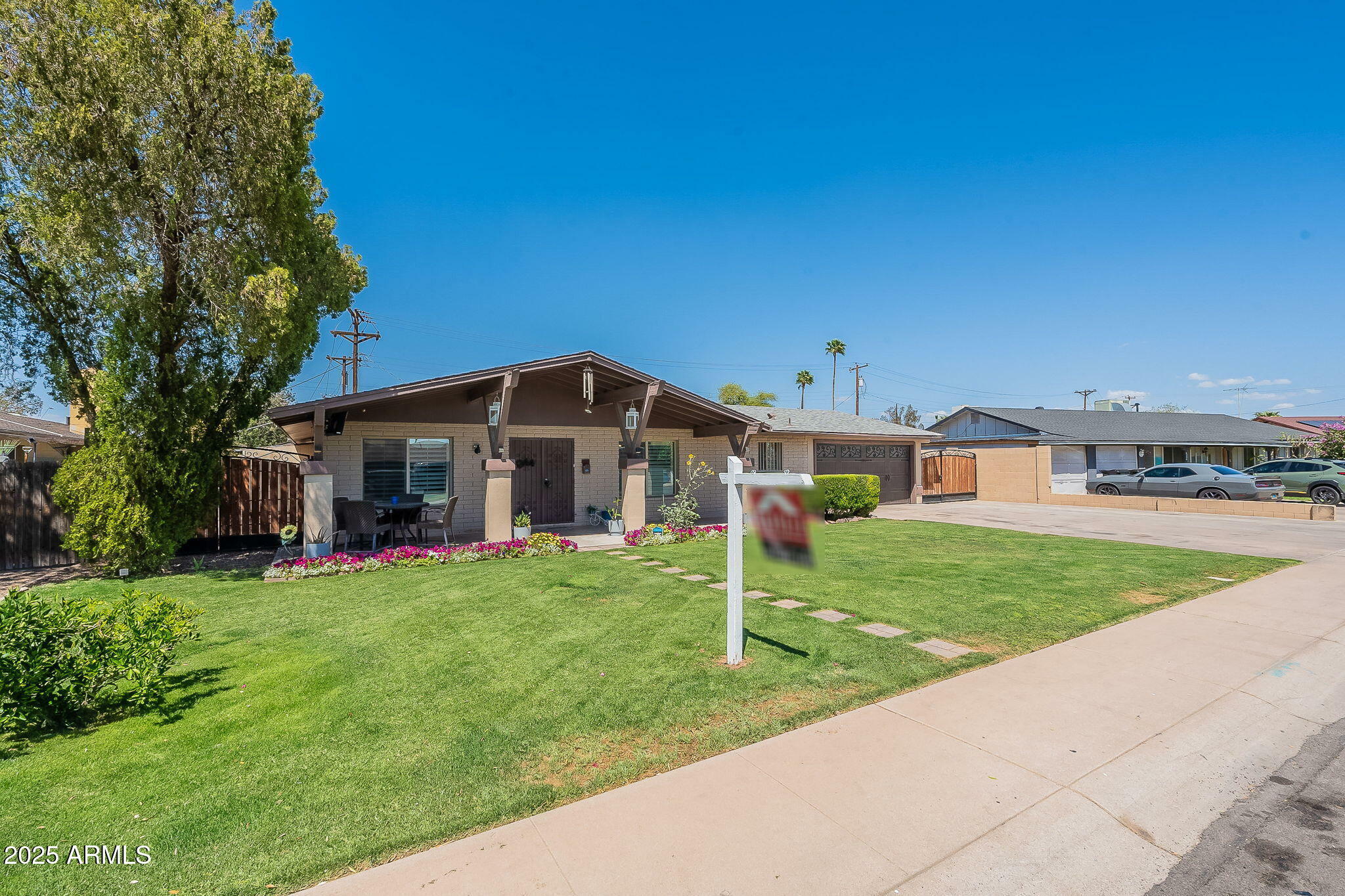 Property Photo: 6244 W Clouse Drive AZ 85033