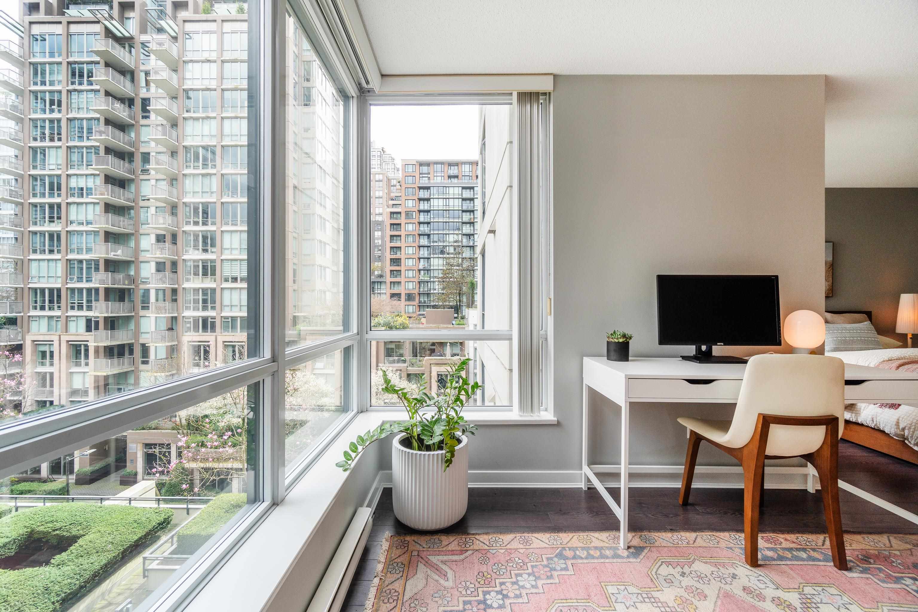 Property Photo: 1082 Seymour Street 611 BC V6B 1X9
