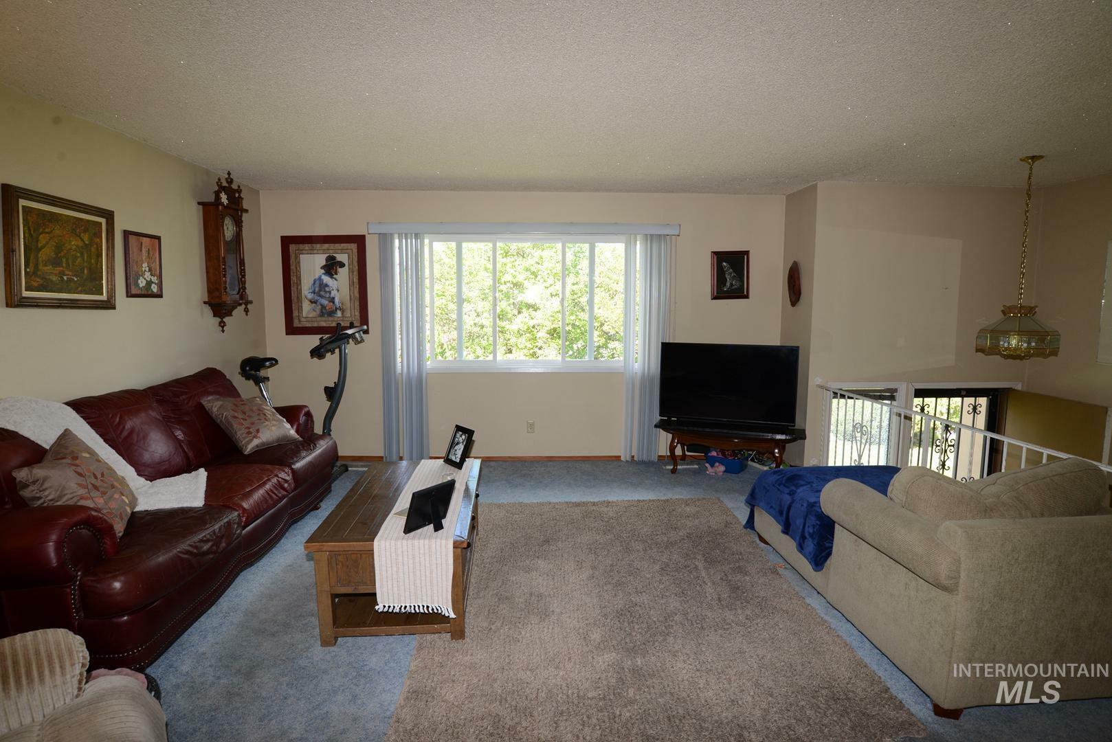 Property Photo:  2032 Ripon Ave  ID 83501 