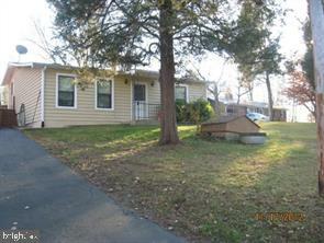 Property Photo: 1035 Lakeview Drive VA 22556