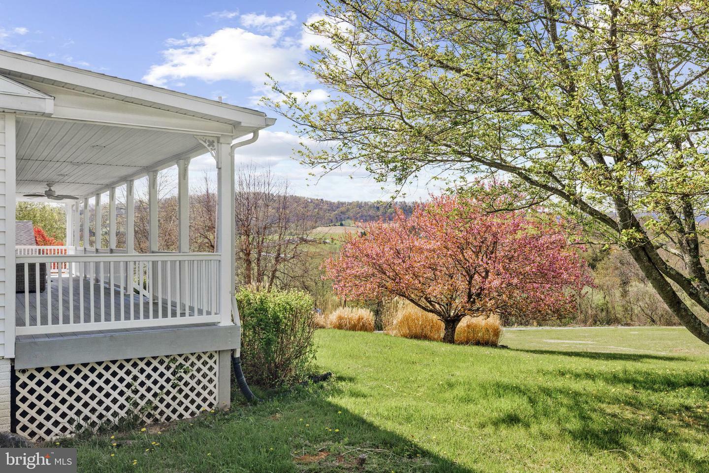 Property Photo: 1049 Laurel Grove Road VA 22602