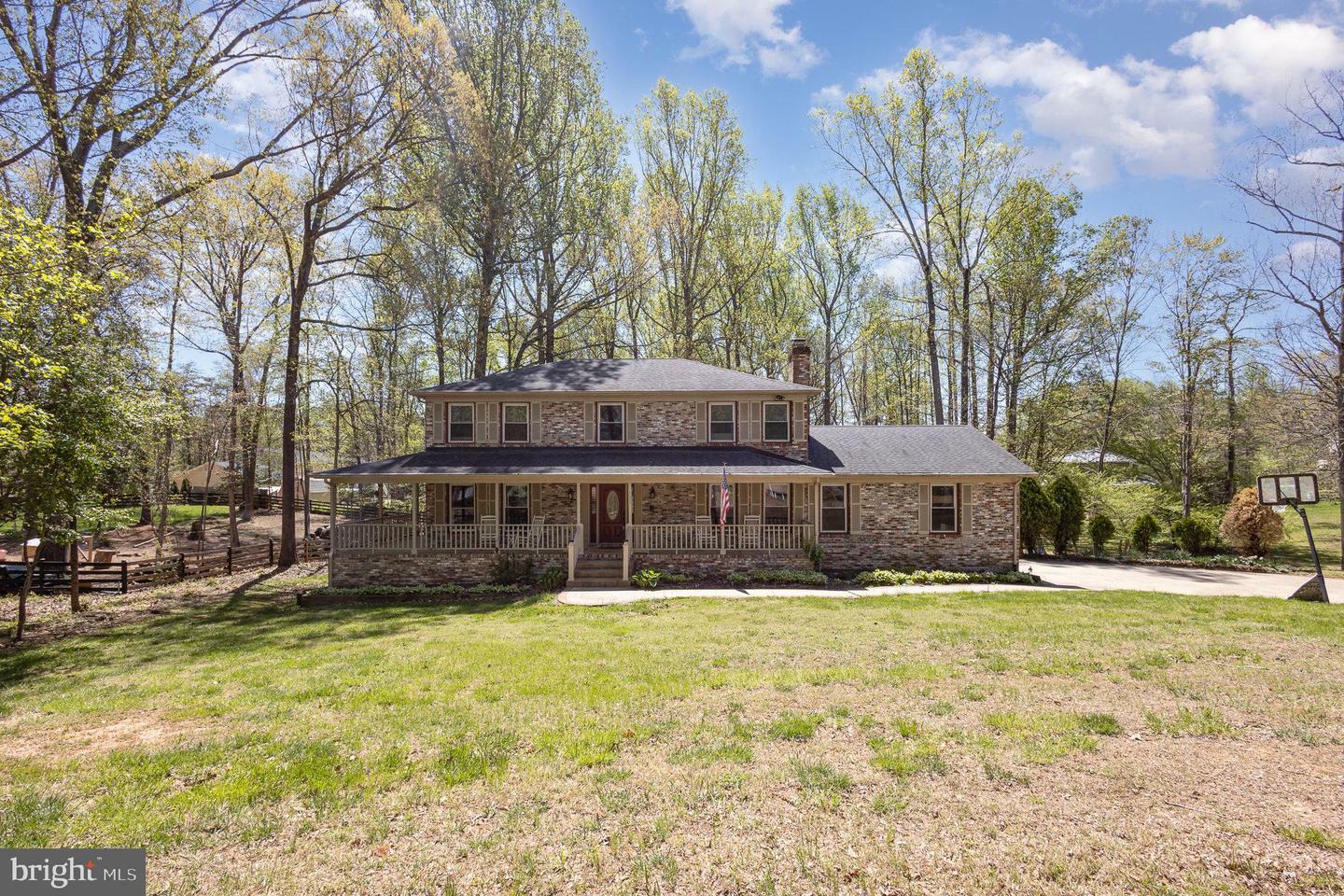 Property Photo: 123 Barnswallow Lane VA 22556