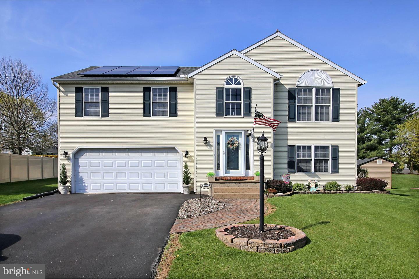 Property Photo: 4 Ladybug Lane PA 17067