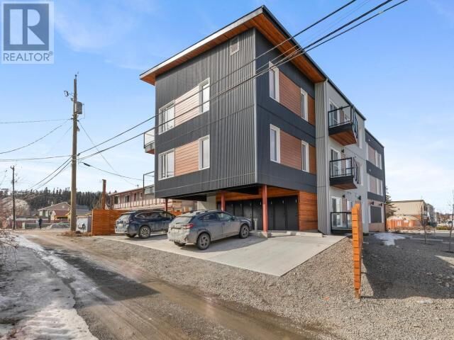 Photo de la propriété:  203-5168 5th Avenue  YT Y1A 0X4 
