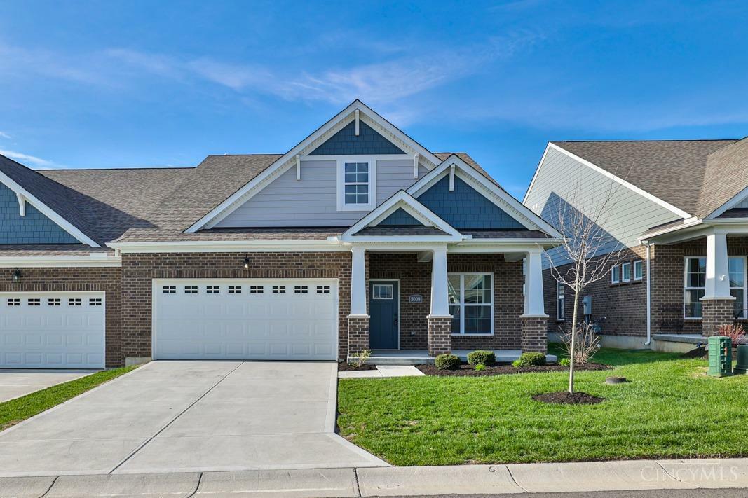 5009 South Castle Court  Liberty Twp OH 45011 photo