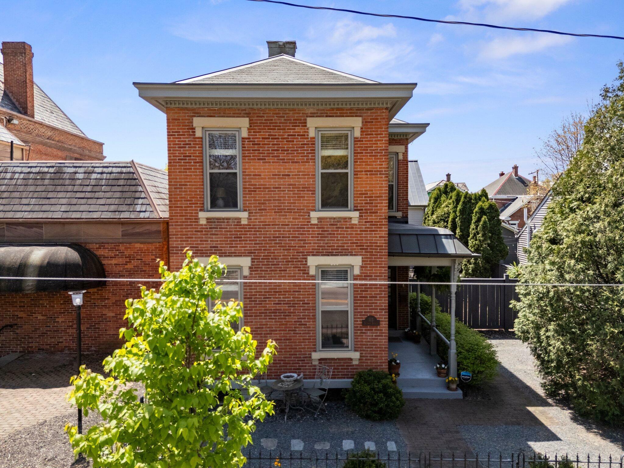 Property Photo: 113 Thurman Avenue OH 43206