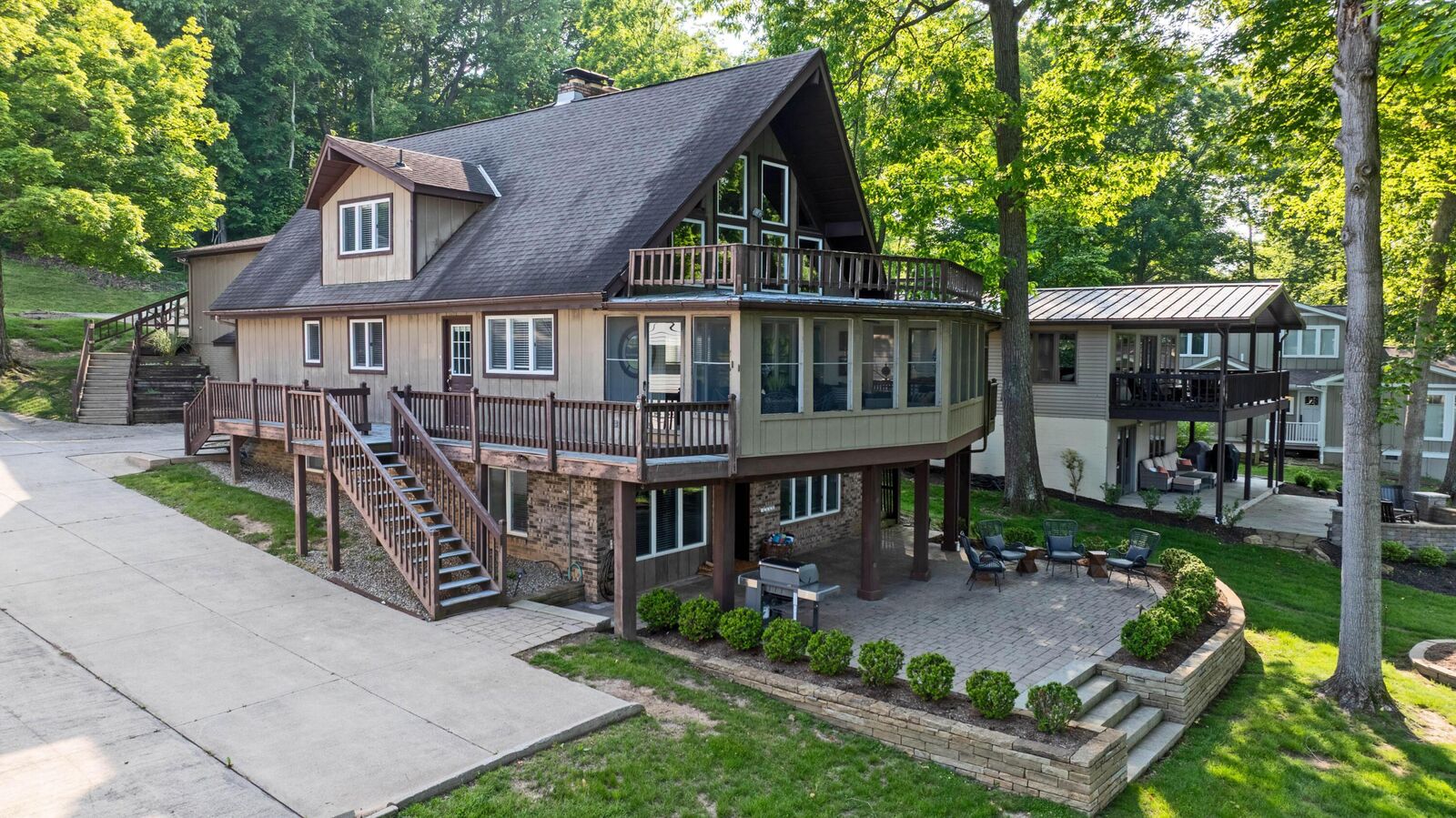 Property Photo:  489 Lakeview Heights Drive  OH 43028 