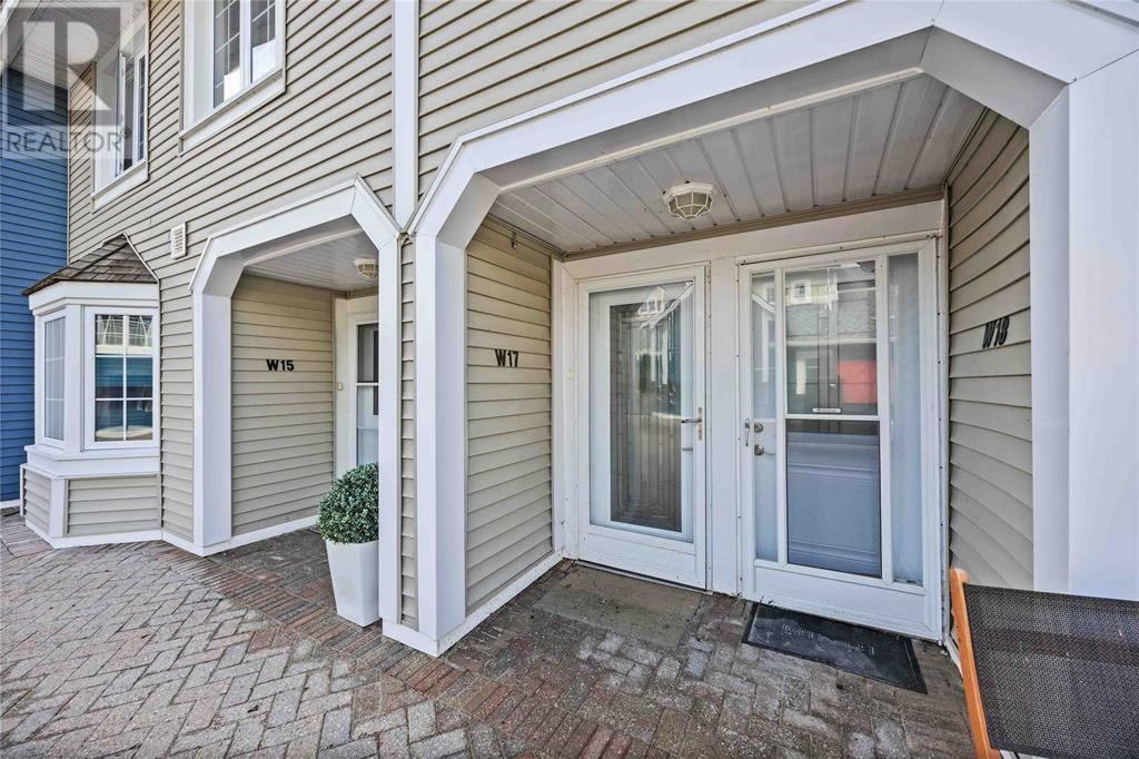 Property Photo: 1500 Venetian Boulevard W-17 ON N7V 2J5