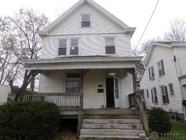 Property Photo:  2124 Sherman Avenue  OH 45044 