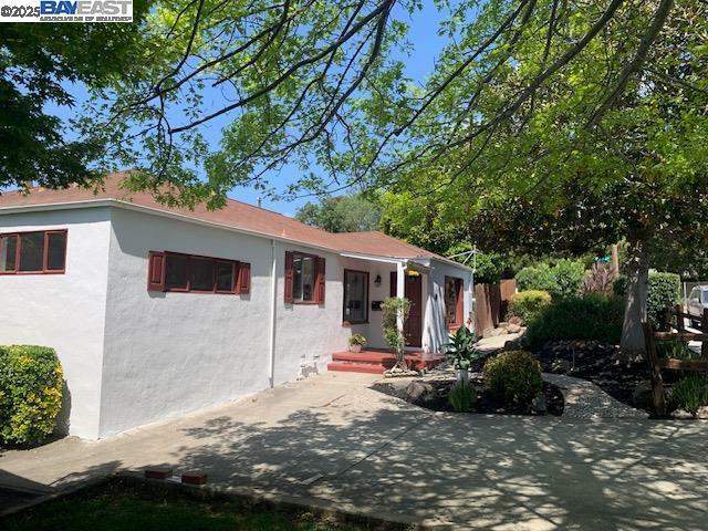 Property Photo: 1741-43 Russ Avenue CA 94578