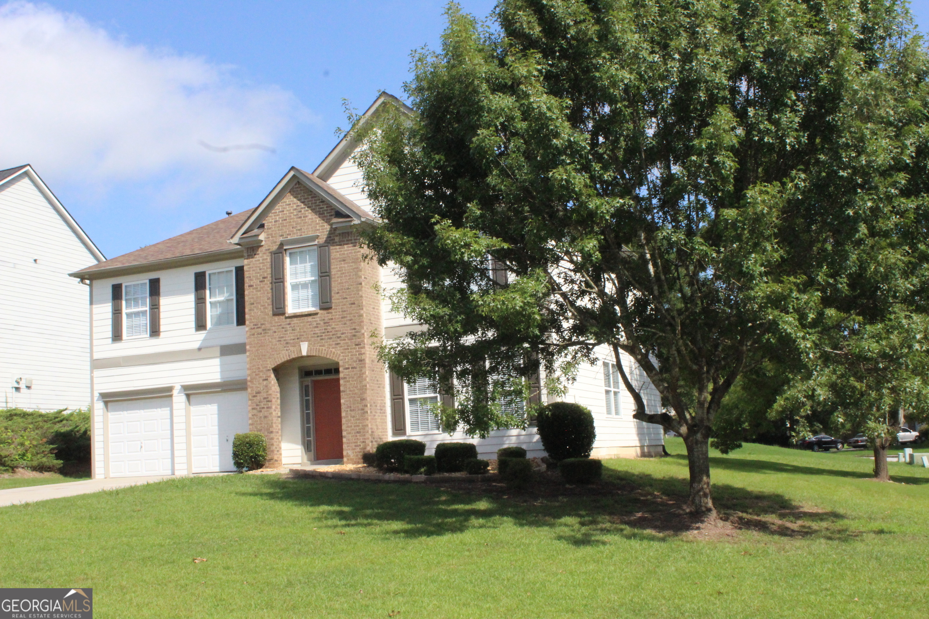 Property Photo: 3152 Spruce Way GA 30349