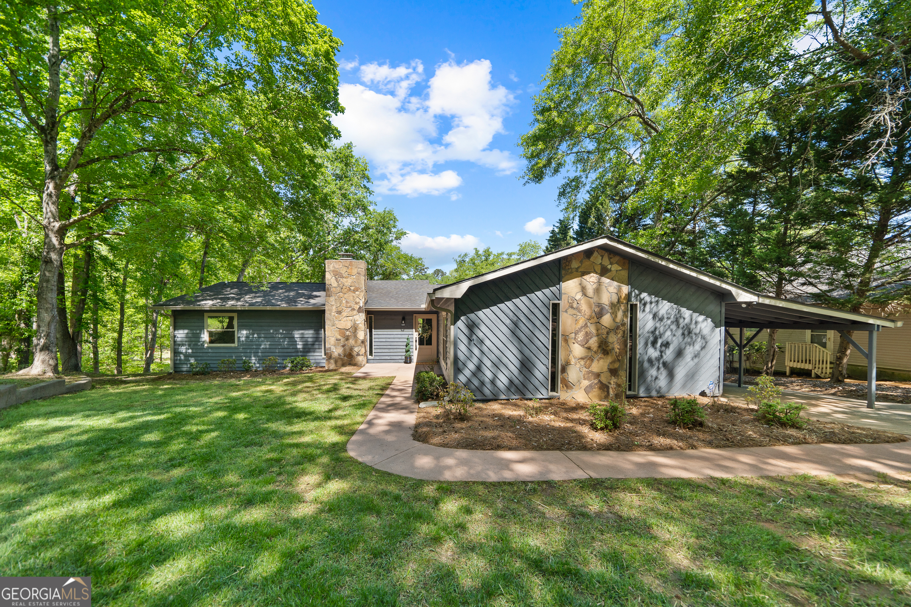 228 Pine Knoll Lane  Eatonton GA 31024 photo