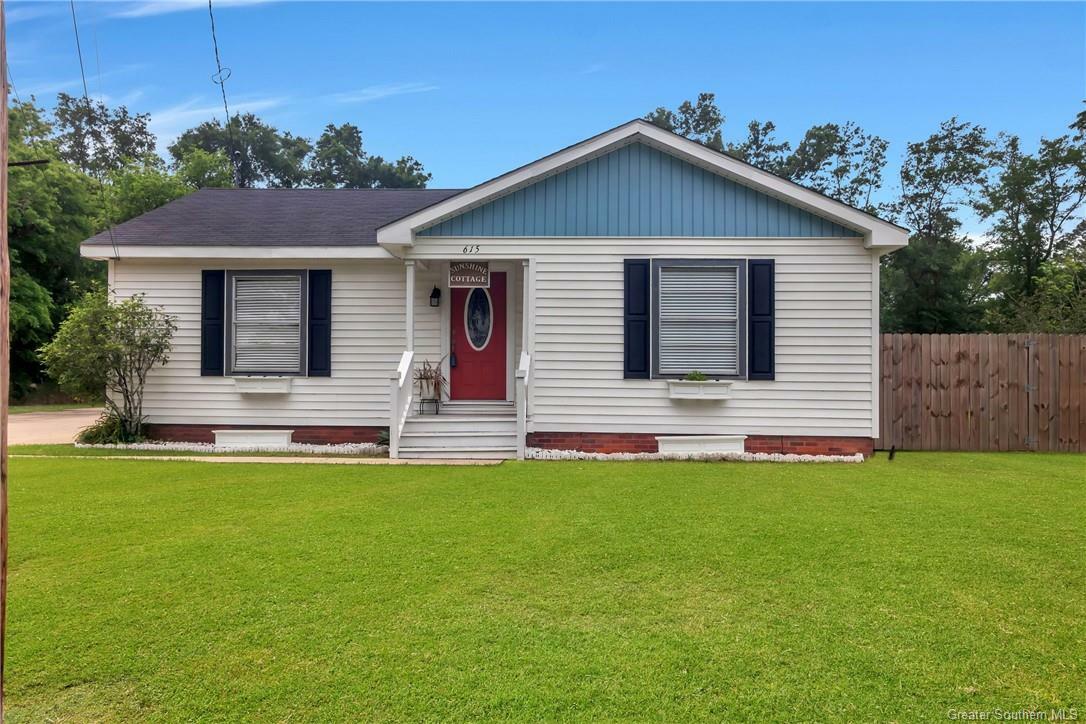 Property Photo: 615 Leland Street LA 70663