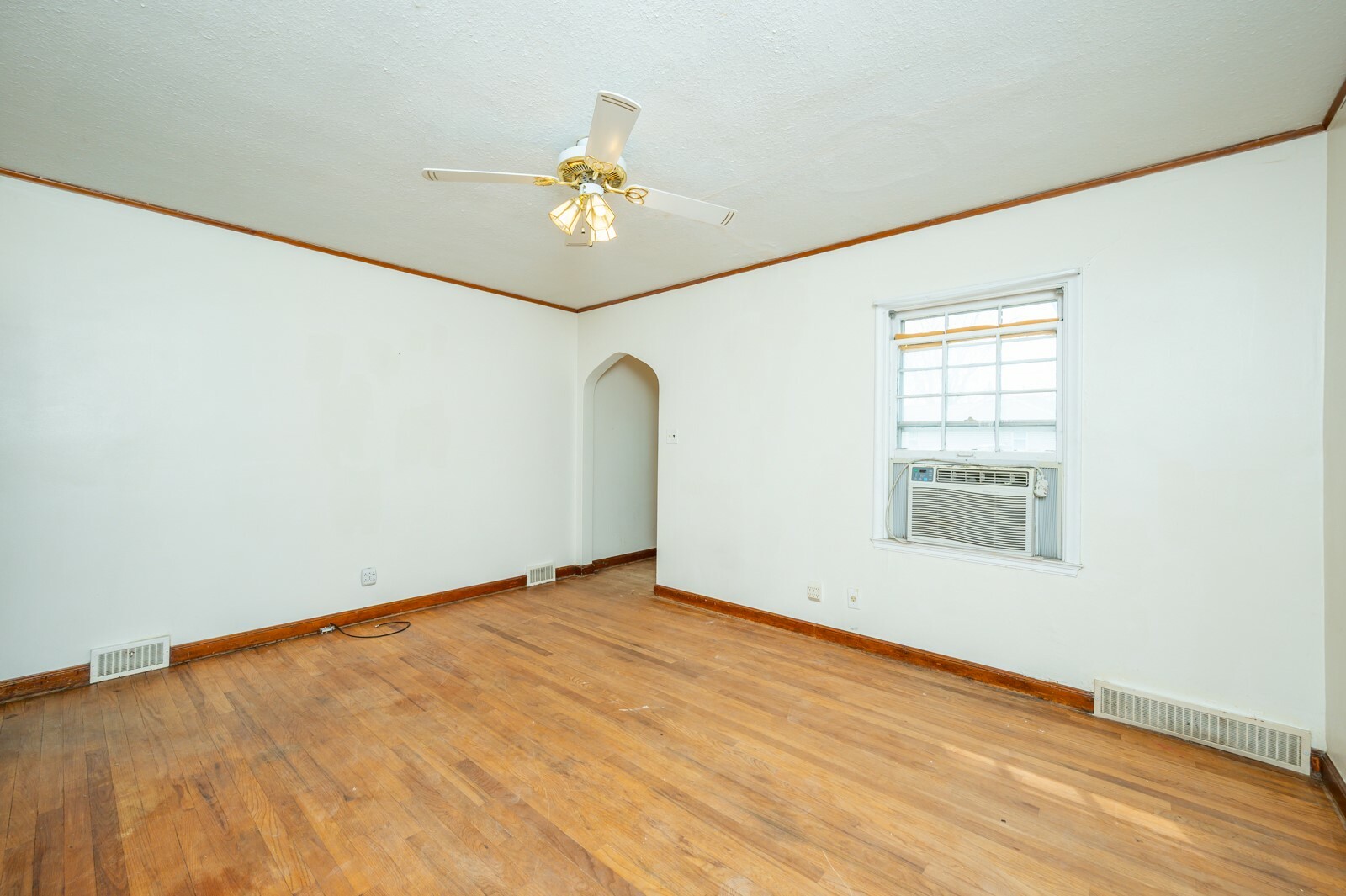 Property Photo: 45 NW Aurora Avenue IA 50313
