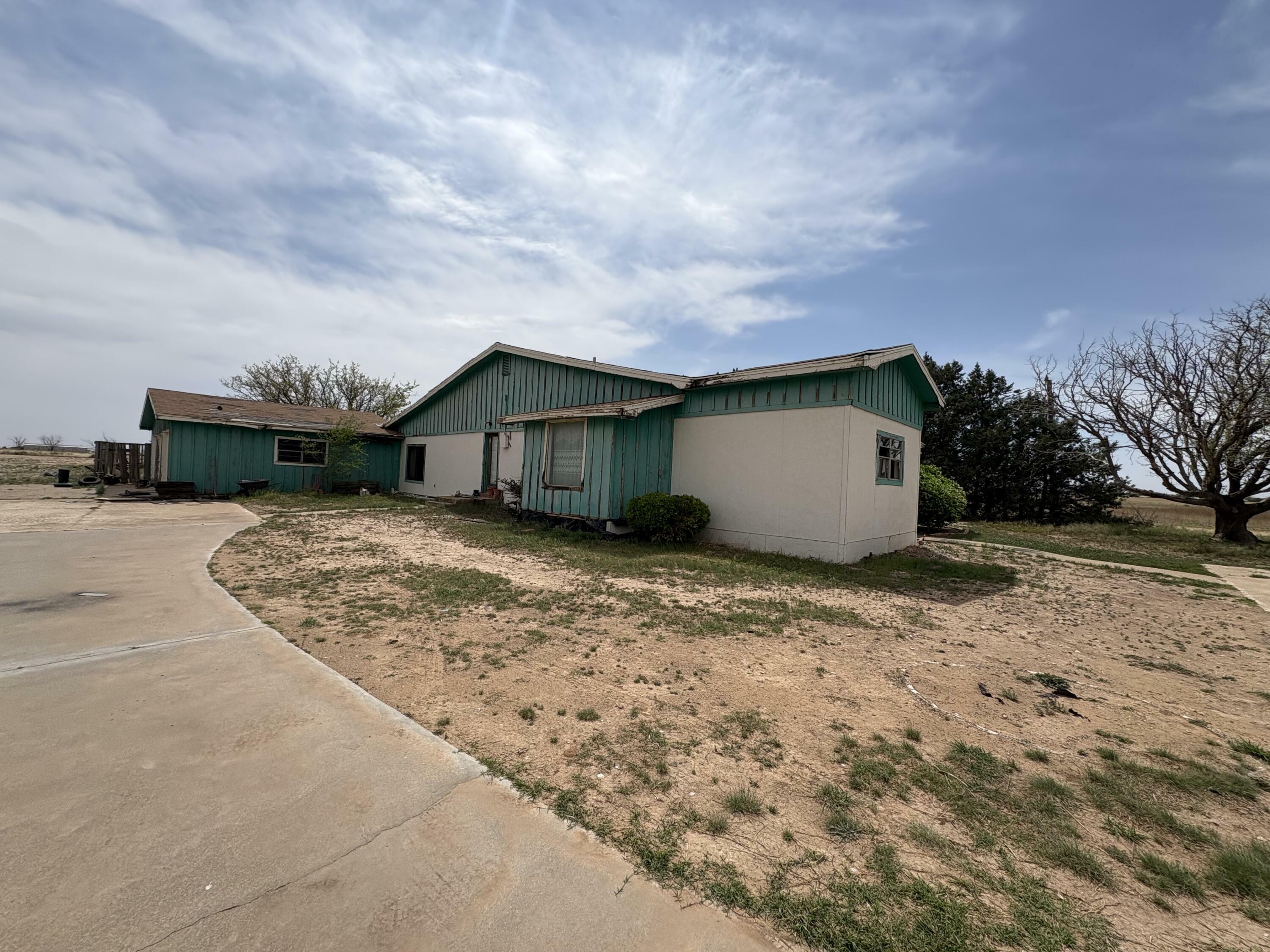 Property Photo: 5915 Highway 84 TX 79416