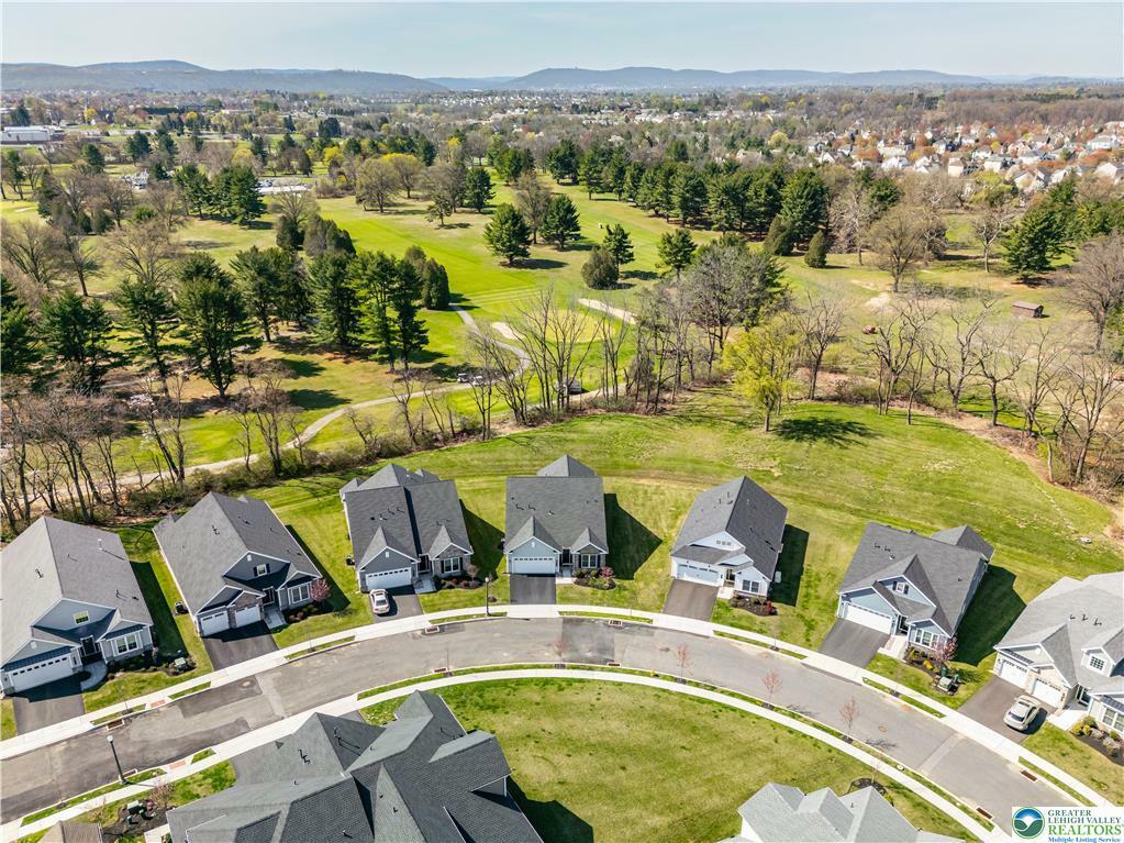 Property Photo:  3895 Victors Way  PA 18045 