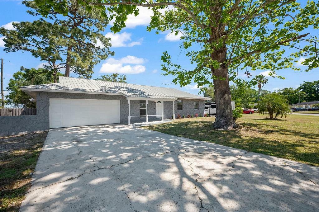 Property Photo: 201 Lake Gene Drive FL 32779