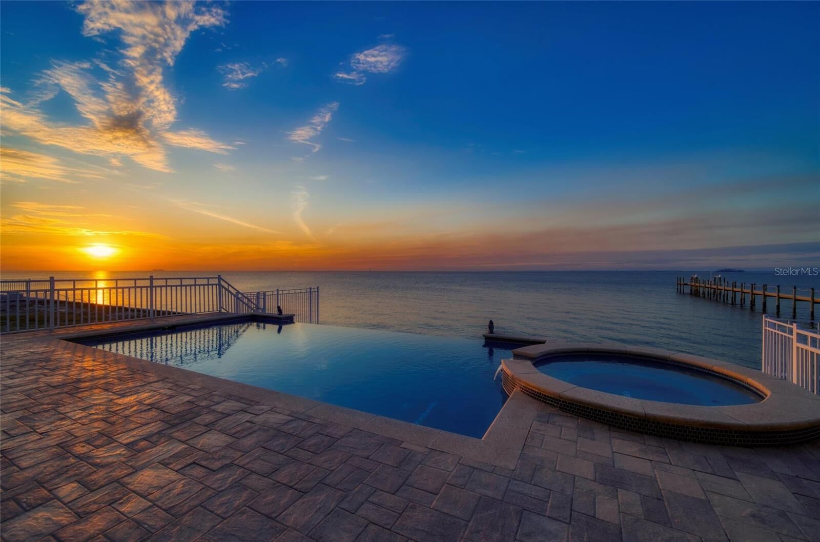 Property Photo:  6408 Bright Bay Court  FL 33572 