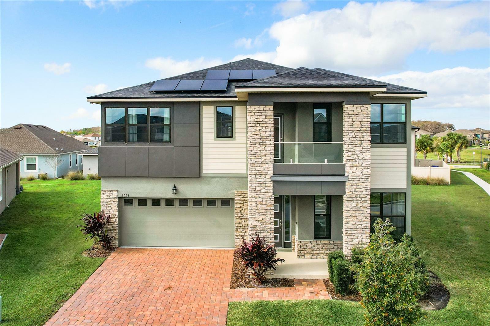 Property Photo: 2554 Empress Drive FL 34741