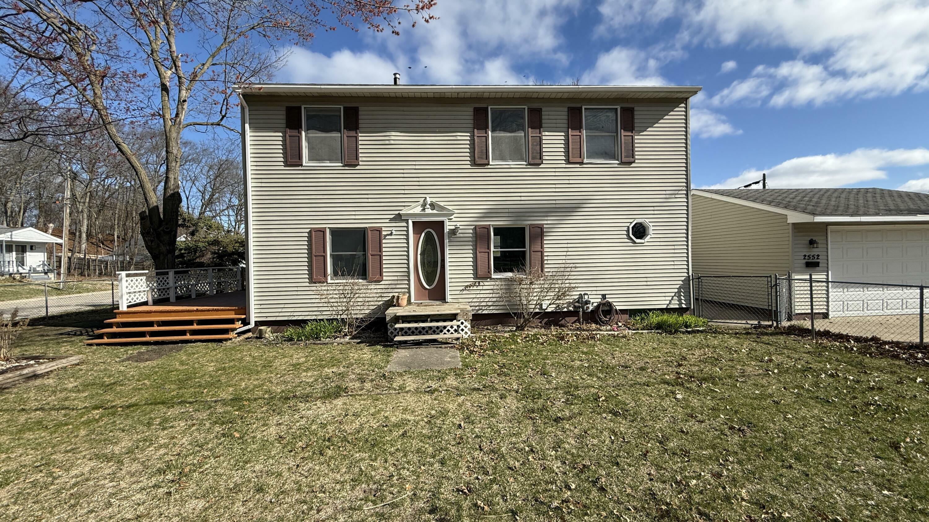 Property Photo:  2552 Miner Avenue  MI 49441 
