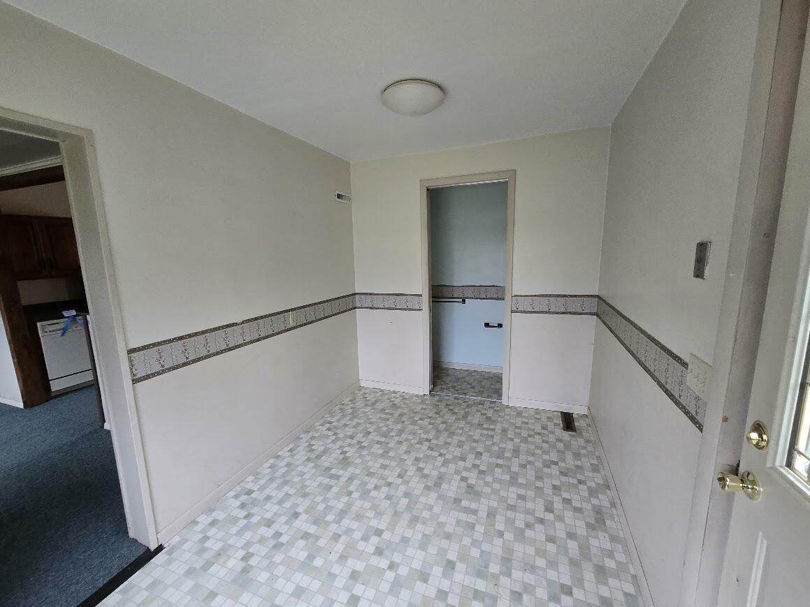 Property Photo: 895 Lynn Street MI 49304