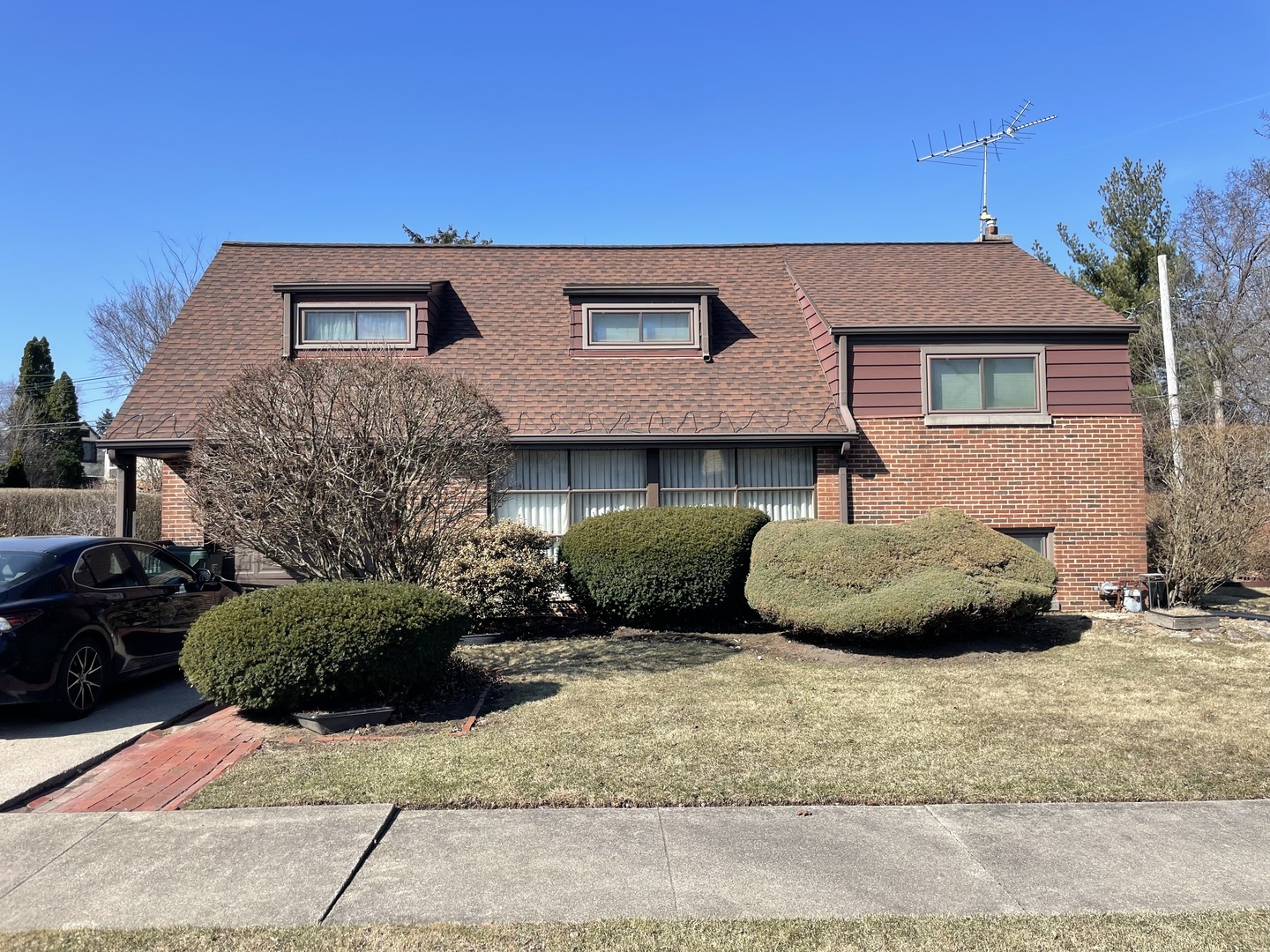 Property Photo: 18458 Stedhall Road IL 60430
