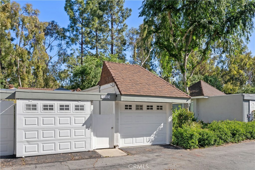 Property Photo: 22085 Caminito Amor CA 92653