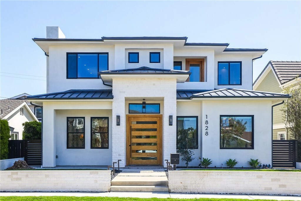 1828 Pine Street  Huntington Beach CA 92648 photo