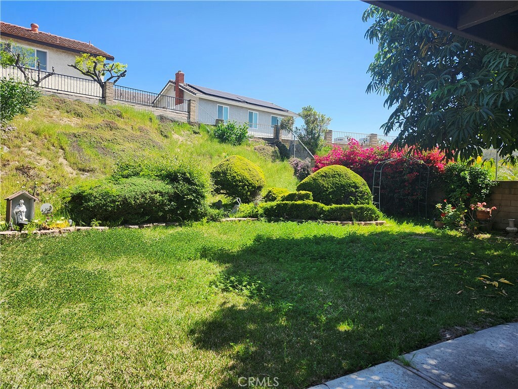 Property Photo: 900 W Yorktown Avenue CA 90640