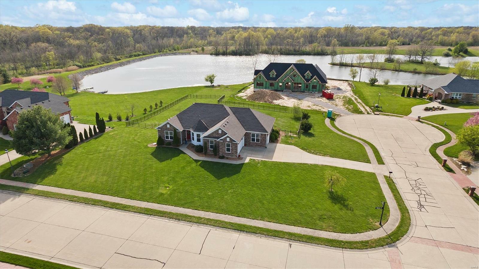 Property Photo: 2 Arthurs Court IL 62294