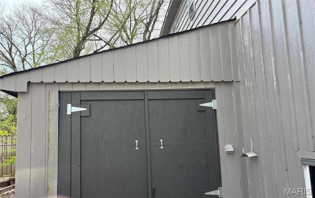 Property Photo: 1015 Marie Avenue IL 62002
