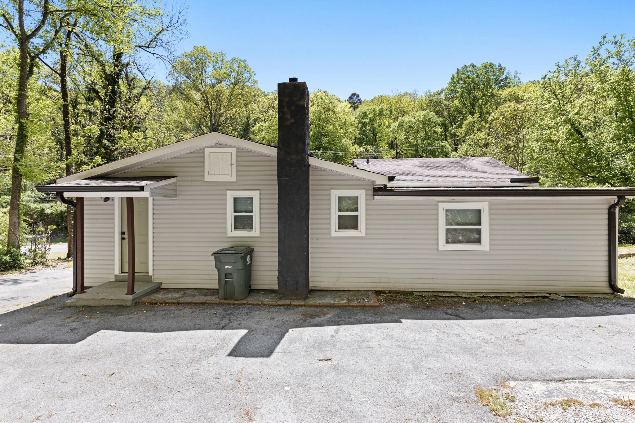 Property Photo: 3157 New York Avenue TN 37406