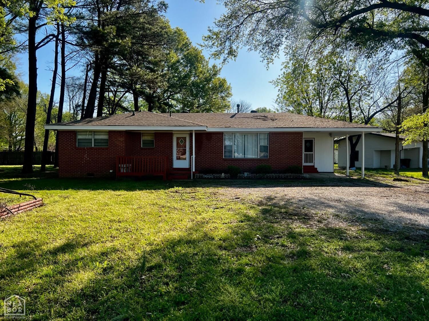 Property Photo: 116 Highway 63B AR 72416