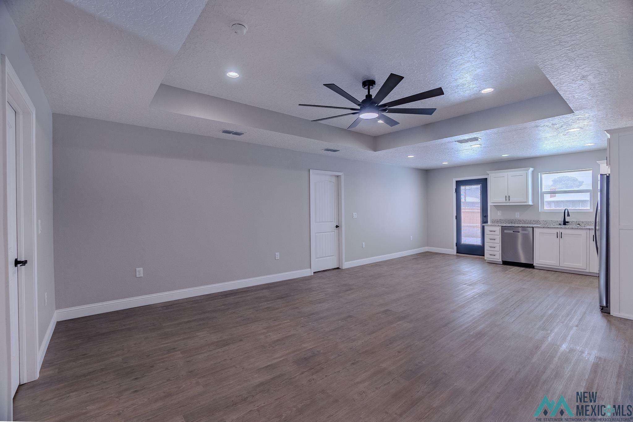Property Photo: 220 Starlite Drive NM 88101