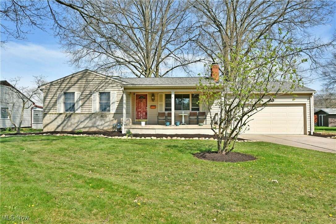 Property Photo: 1065 Collins Avenue OH 44515